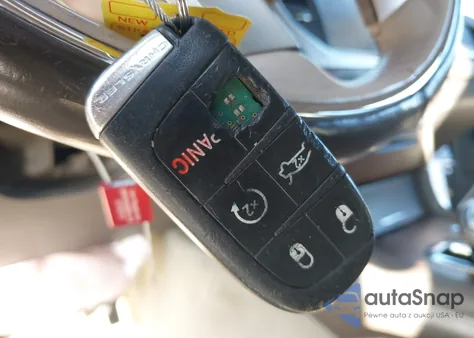 2013 Chrysler 300C Luxury Series из США, поврежденный, VIN 2C3CCAPG1DH504477